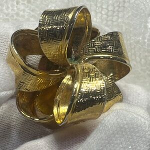 Vintage Gold Tone 1980s Scarf Clip - Made in Austria